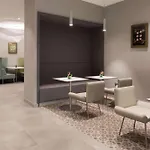 Hampton By Hilton East Rome