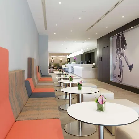 Hampton By Hilton East Отель Рим