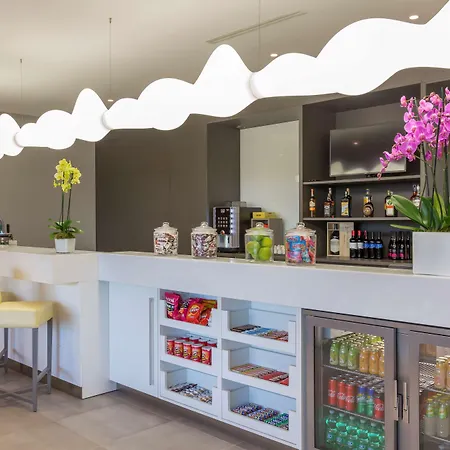 Hampton By Hilton East Рим