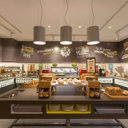 Hampton By Hilton East Hotel Rzym