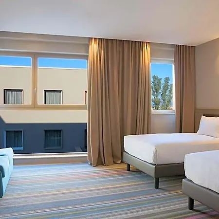 Hampton By Hilton East 3* Roma