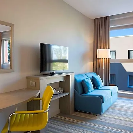 Hampton By Hilton East 3* Řím
