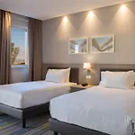 Hampton By Hilton East 3*