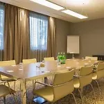 Hotell Hampton By Hilton East Rom