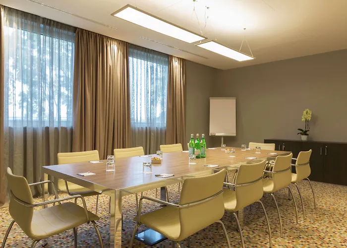 Hampton By Hilton East 3* Řím